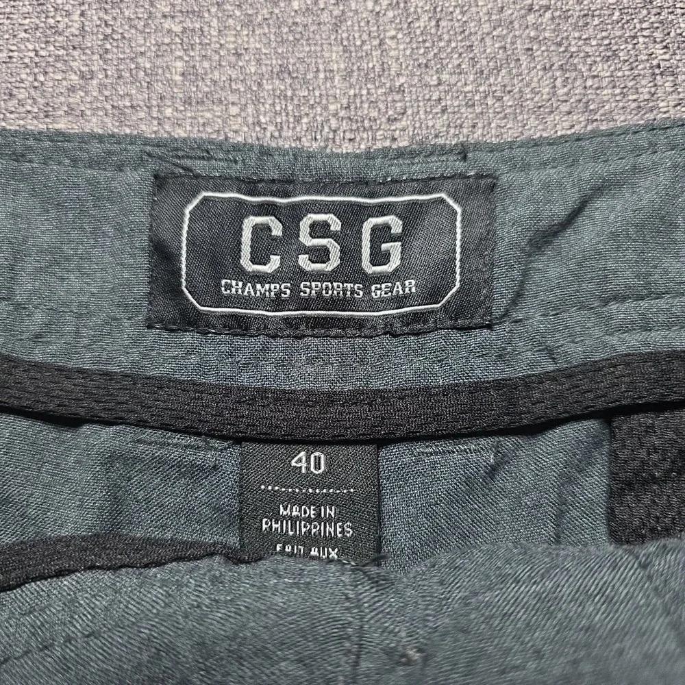 CGS Champs Sports Gear Shorts Mens 40 Grey Chino Zip Button Pocketed Men